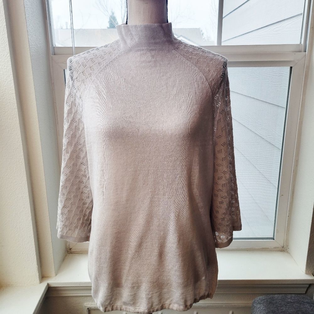 Lily McNeal 100% Linen Cream Sweater | L